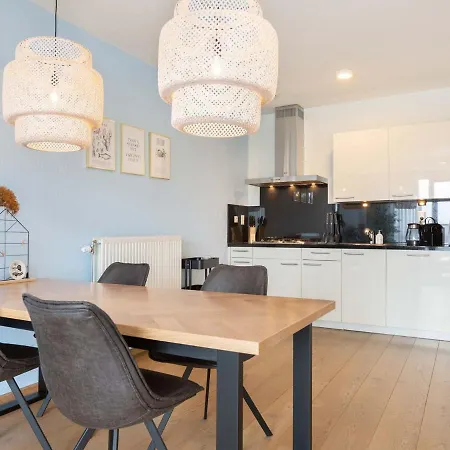 公寓 Restyled With Great View *