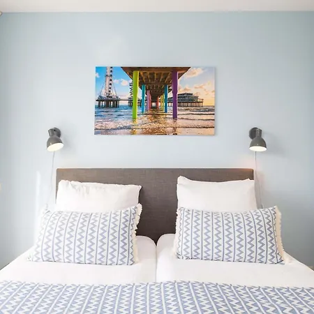 Apartment Restyled With Great View *